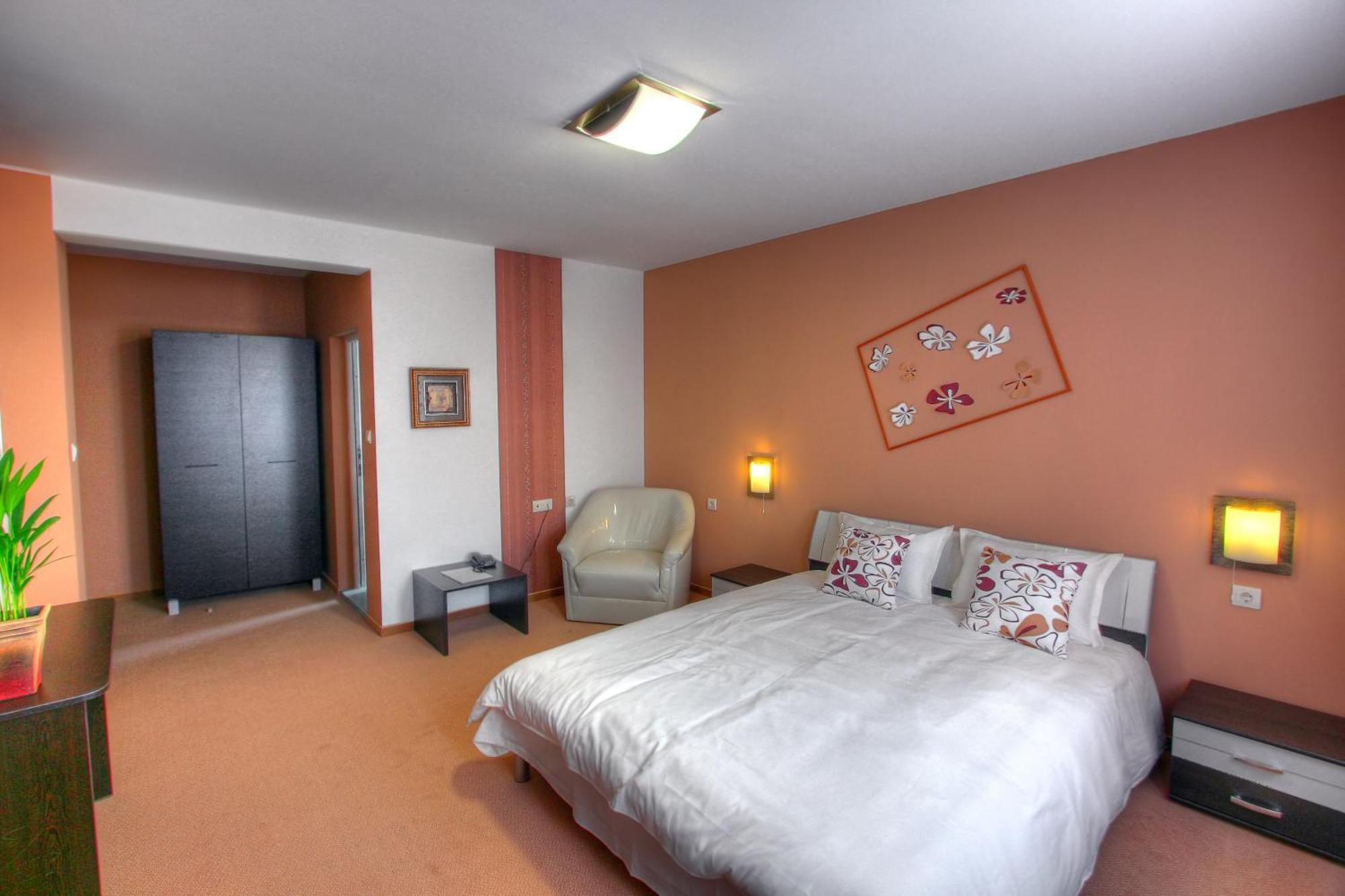Family Hotel Mania Stara Zagora Exterior foto