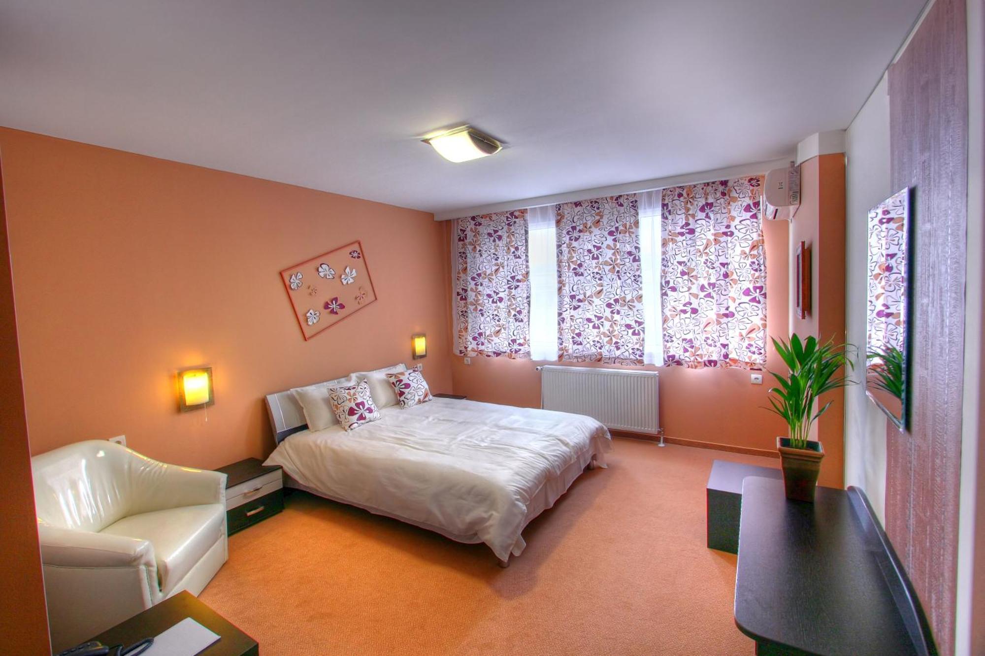 Family Hotel Mania Stara Zagora Exterior foto