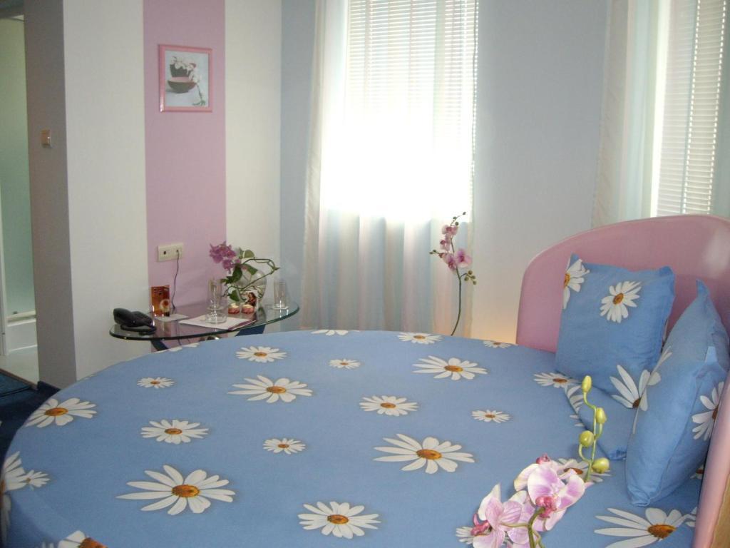 Family Hotel Mania Stara Zagora Cameră foto